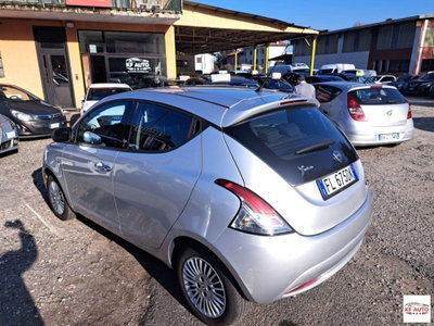 Lancia Ypsilon 1.2 69 CV 5 porte GPL Silver Plus (9)