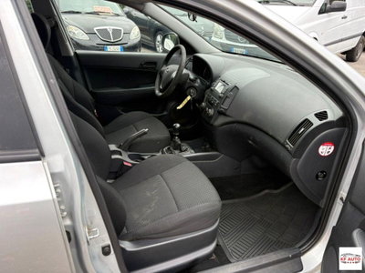Hyundai i30 1.4 16V 109CV BlueDr. GPL Special (11)