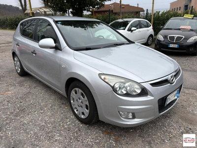 Hyundai i30 1.4 16V 109CV BlueDr. GPL Special (3)