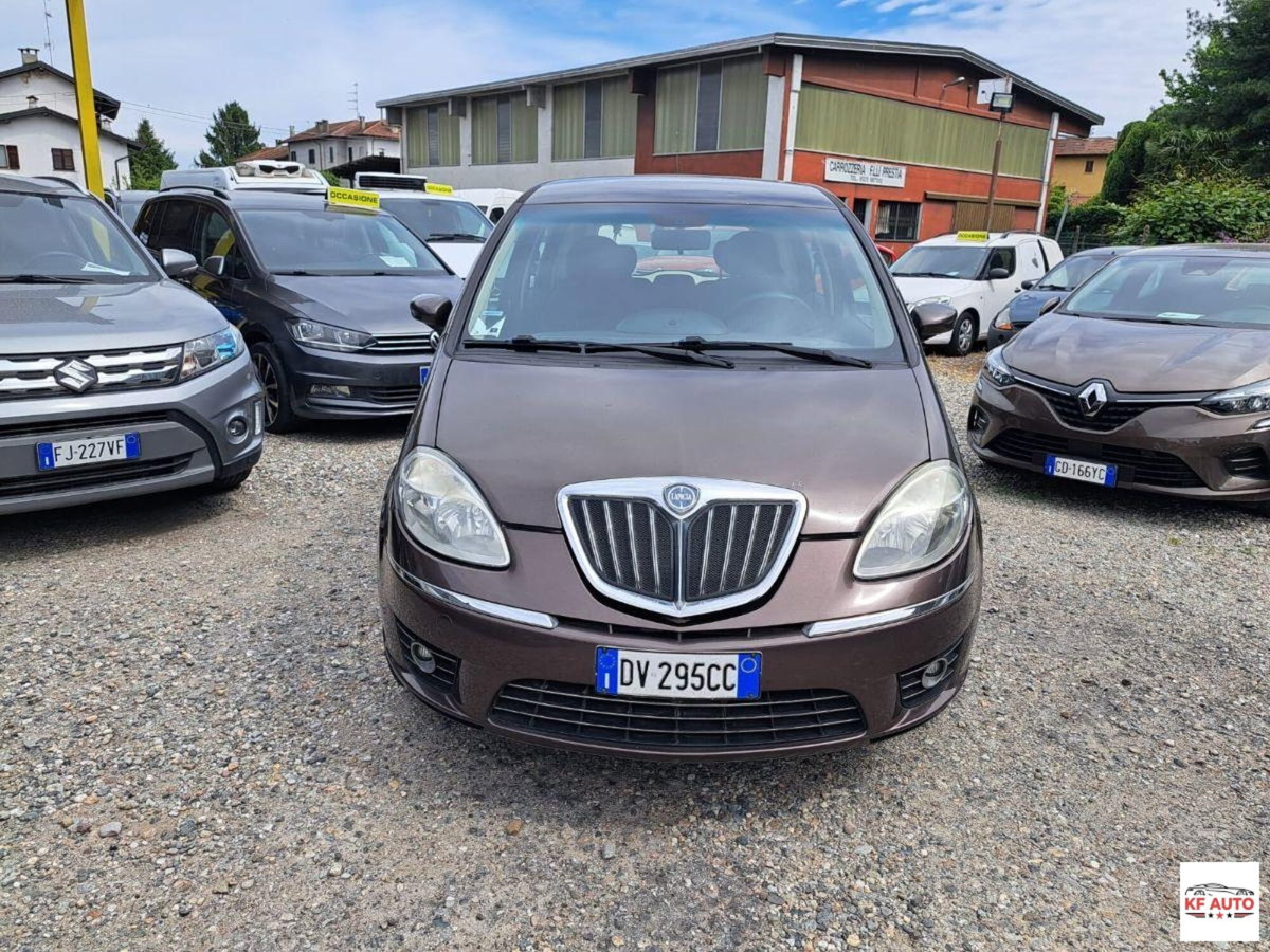 Lancia Musa 1.3 Multijet 16V 90 CV Platino (11)