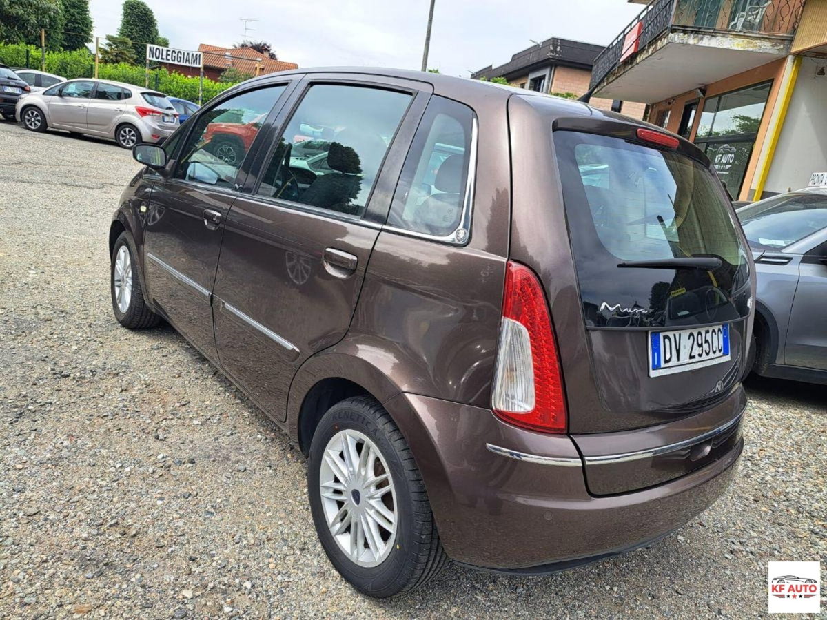 Lancia Musa 1.3 Multijet 16V 90 CV Platino (8)