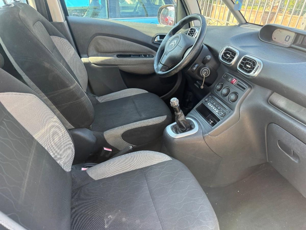 Citroen C3 Picasso 1.6 HDi 90 Seduction Limited 2 (5)