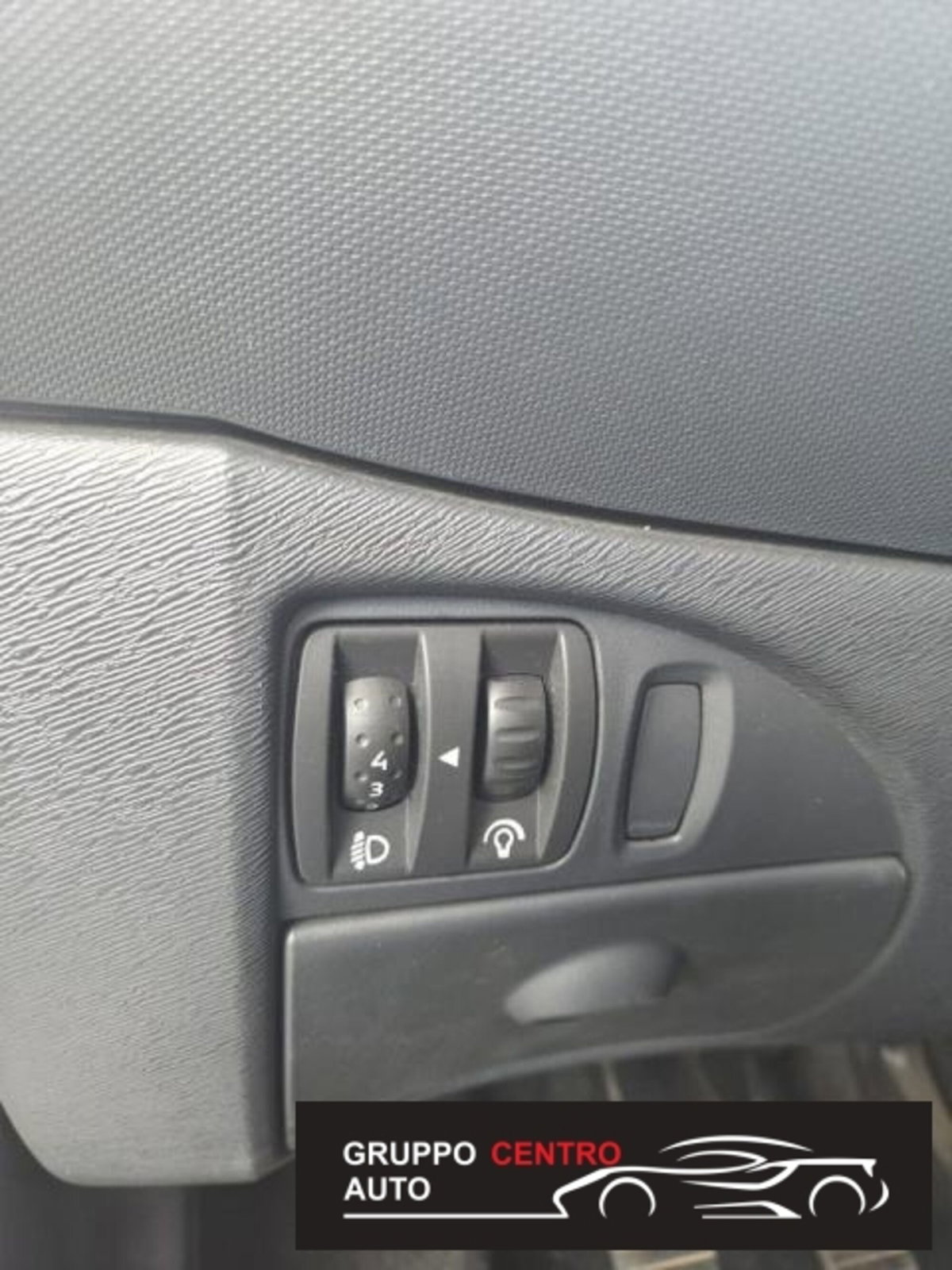 Renault Twingo 1.2 16V Live (14)