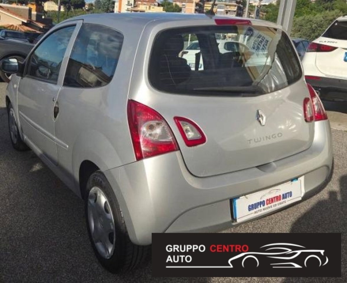 Renault Twingo 1.2 16V Live (4)