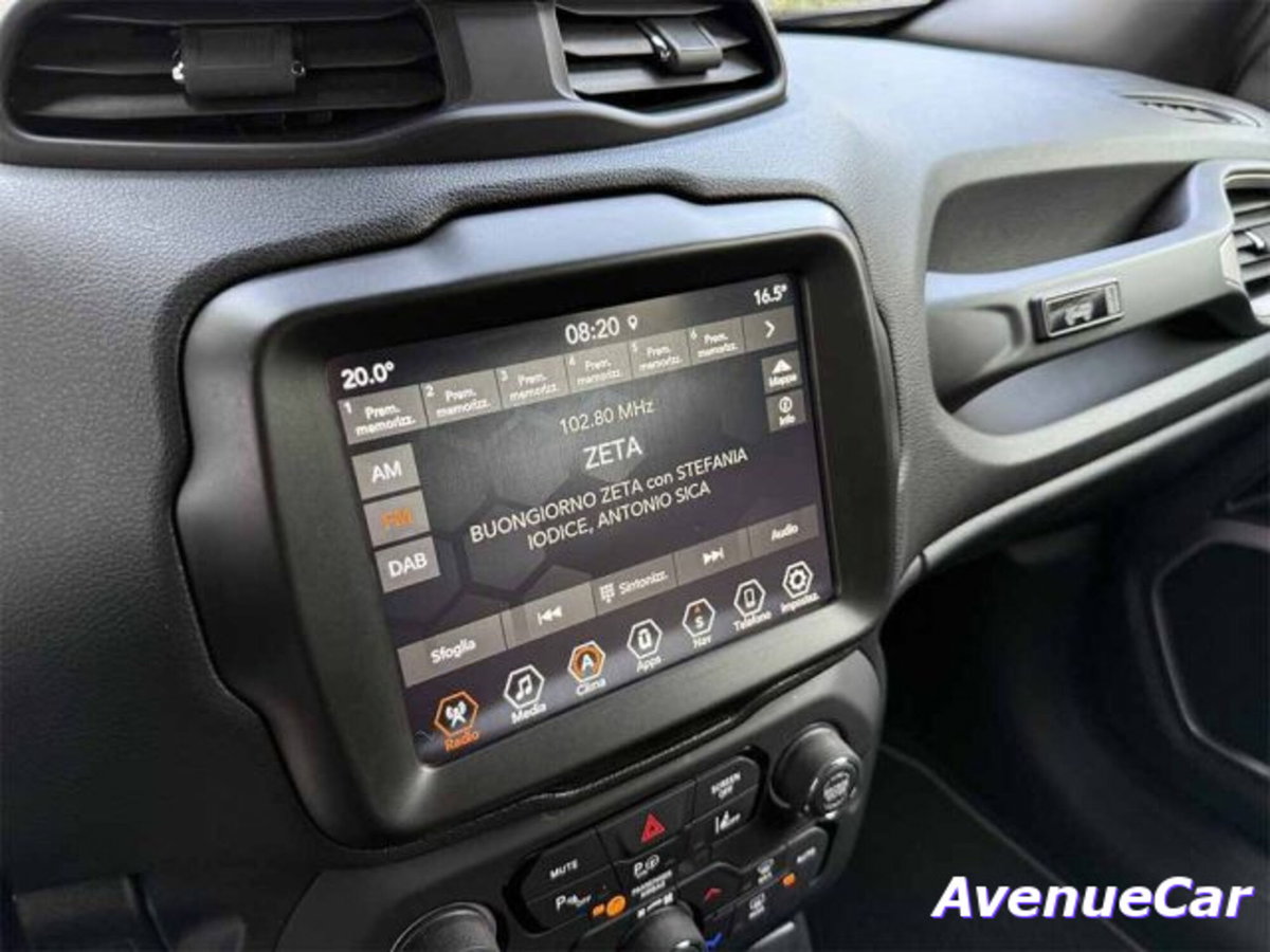 Jeep Renegade 1.3 T4 190CV PHEV 4xe AT6 80th Anniversary (17)
