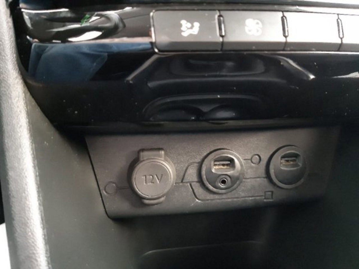 Peugeot 2008 82 Allure (11)