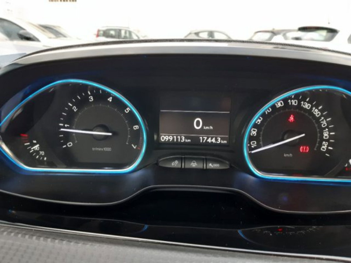 Peugeot 2008 82 Allure (7)