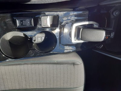 Peugeot 208 motore elettrico 136 CV 5 porte GT (15)