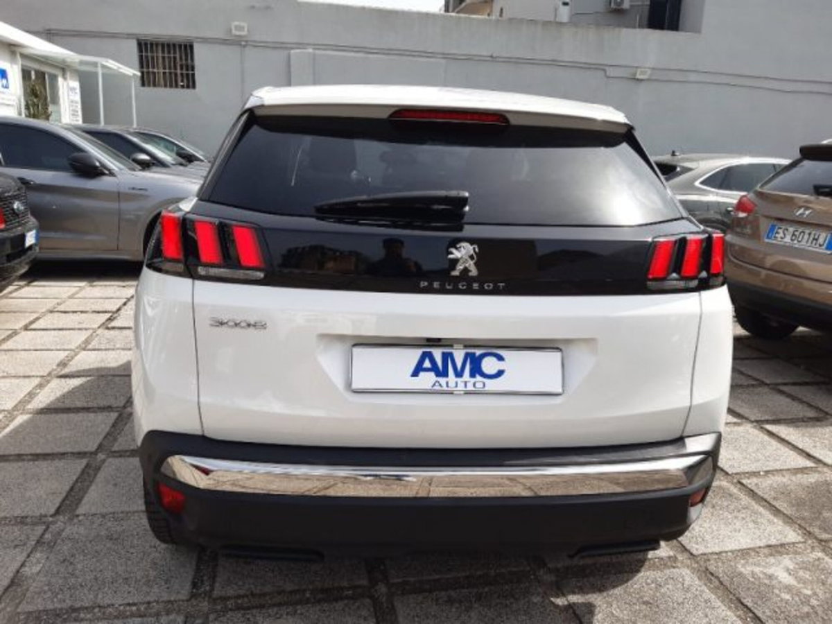 Peugeot 3008 BlueHDi 130 S&S EAT8 GT Pack (4)