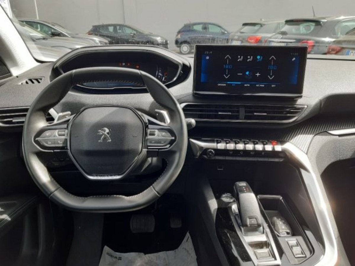 Peugeot 3008 BlueHDi 130 S&S EAT8 GT Pack (6)