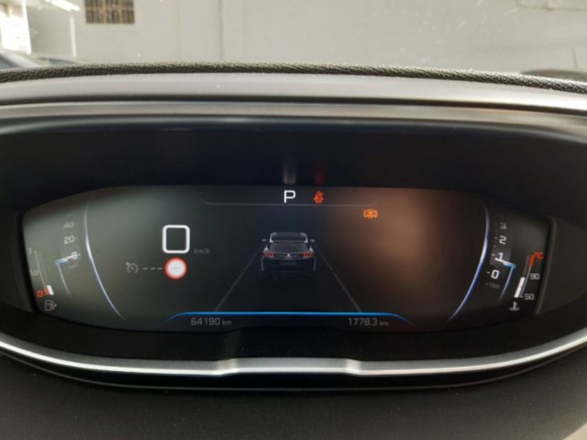 Peugeot 3008 BlueHDi 130 S&S EAT8 GT Pack (8)