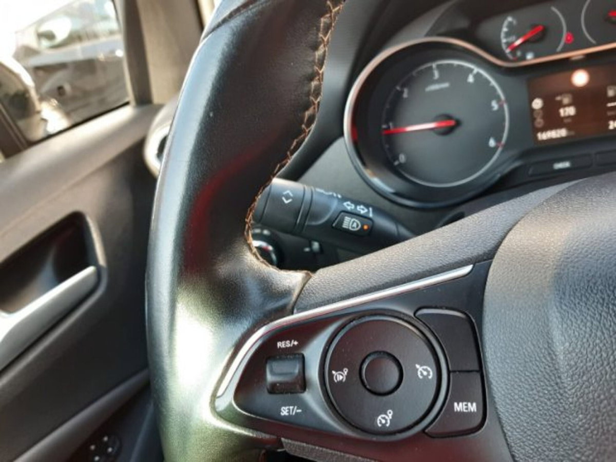 Opel Crossland X 1.6 ECOTEC D 8V Start&Stop Ultimate (16)