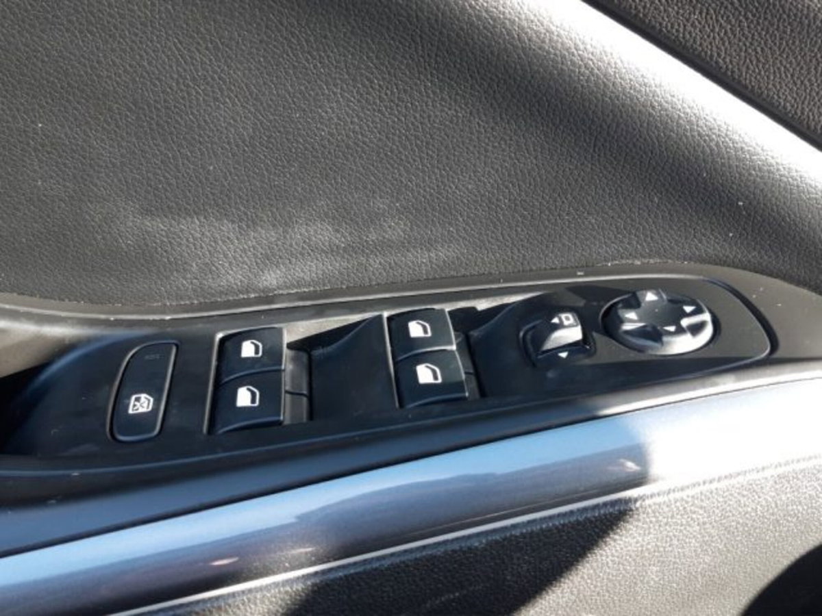 Opel Grandland X 1.5 diesel Ecotec Start&Stop Ultimate (12)
