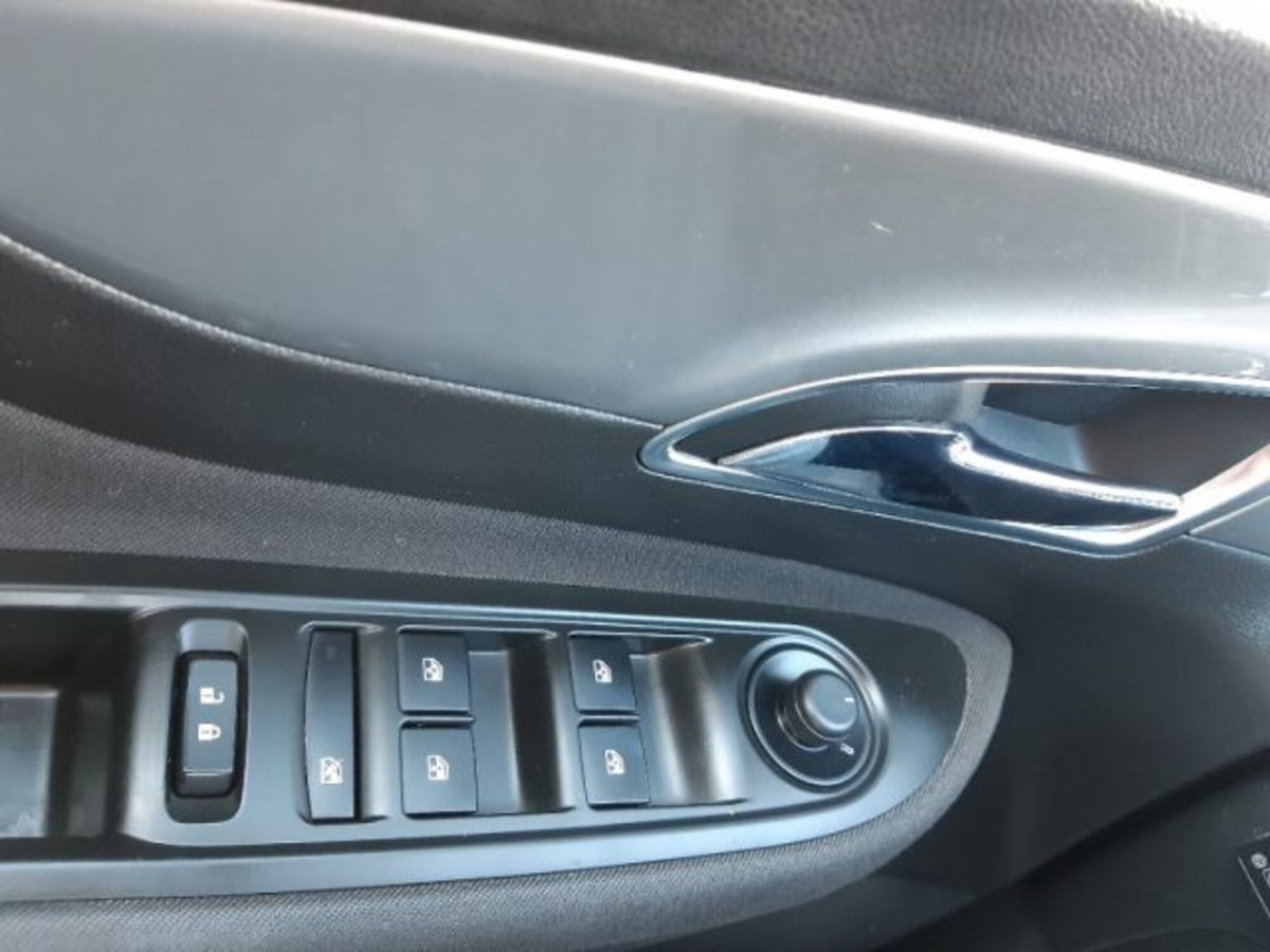 Opel Mokka 1.6 Ecotec 115CV 4x2 Start&Stop (17)