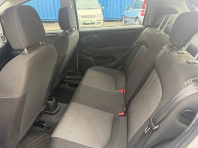 Fiat Punto 1.4 8V 5 porte Easypower Street (5)