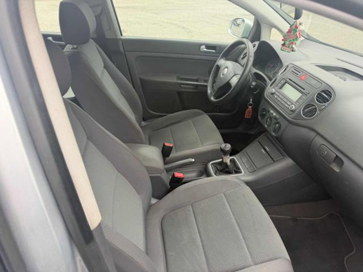 Volkswagen Golf Plus 1.9 TDI Sportline (11)