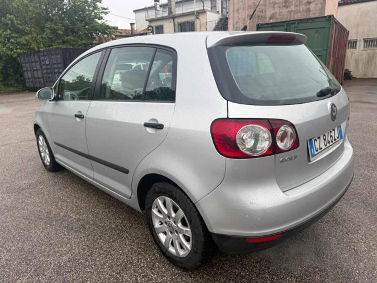 Volkswagen Golf Plus 1.9 TDI Sportline (13)