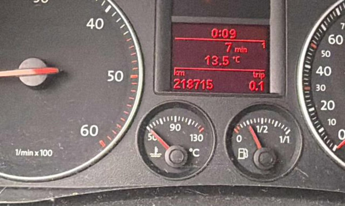 Volkswagen Golf Plus 1.9 TDI Sportline (3)