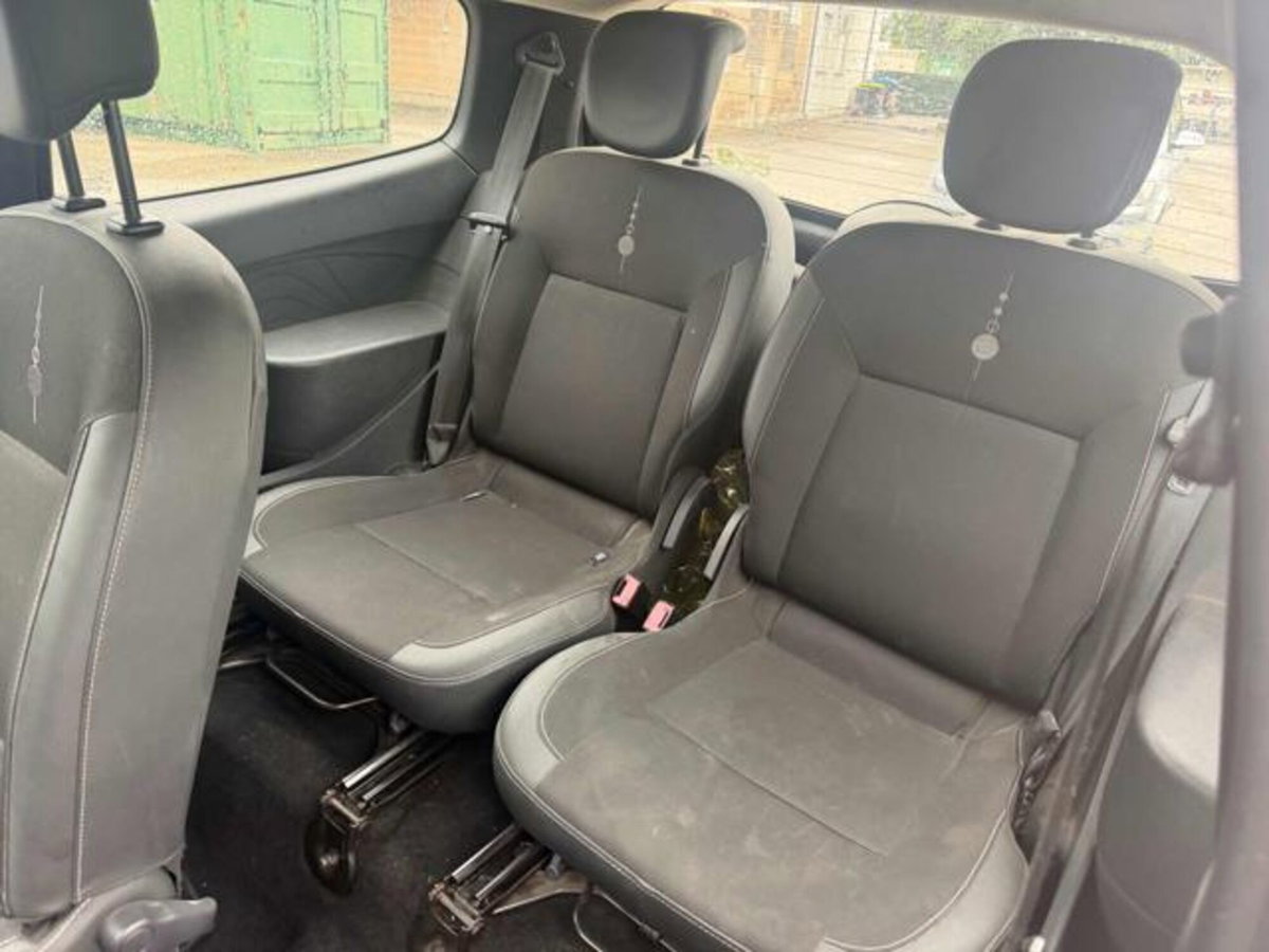 Renault Twingo 1.2 16V Live (14)