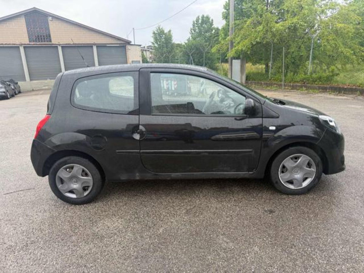 Renault Twingo 1.2 16V Live (4)