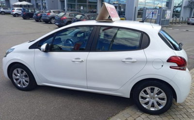 Peugeot 208 HDi 68 CV 5 porte Active (2)