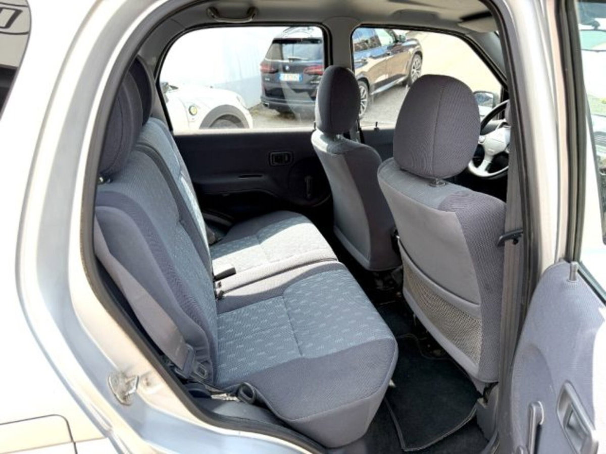Daihatsu Terios 1.3i 16V cat 4WD SX (4)