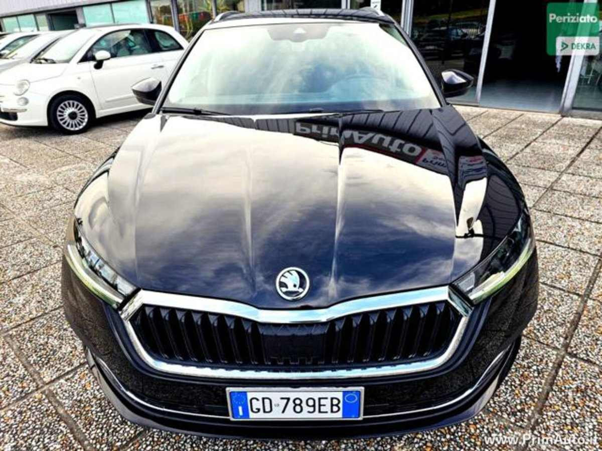 Skoda Octavia Station Wagon 1.5 G-TEC DSG Wagon Style (5)