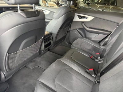 Audi Q8 3.0 tdi mhev S line edition quattro 286cv tiptronic (15)