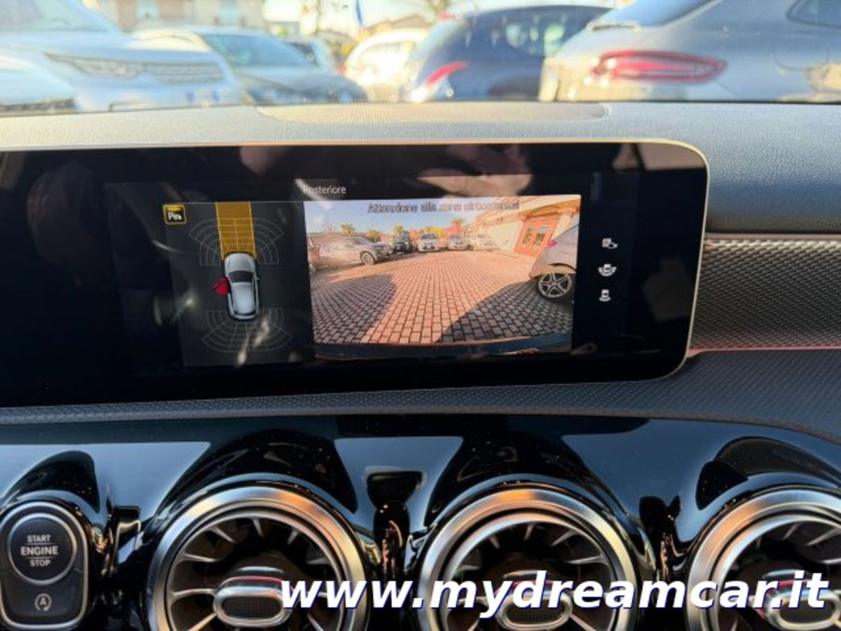 Mercedes-Benz Classe A Sedan 160 d 4p. Executive (11)