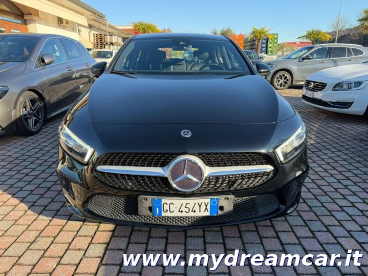 Mercedes-Benz Classe A Sedan 160 d 4p. Executive (15)