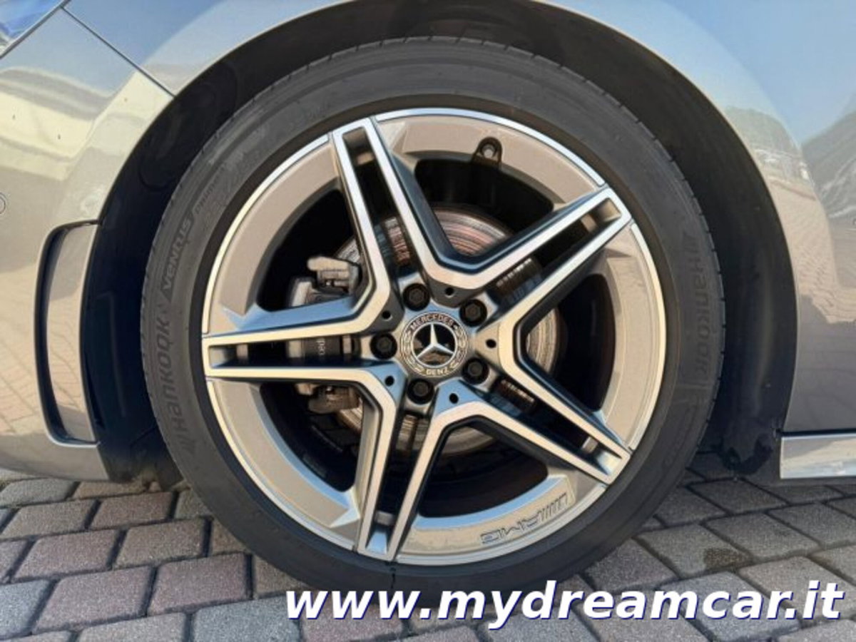 Mercedes-Benz Classe B 180 d AMG Line Premium Plus auto (13)