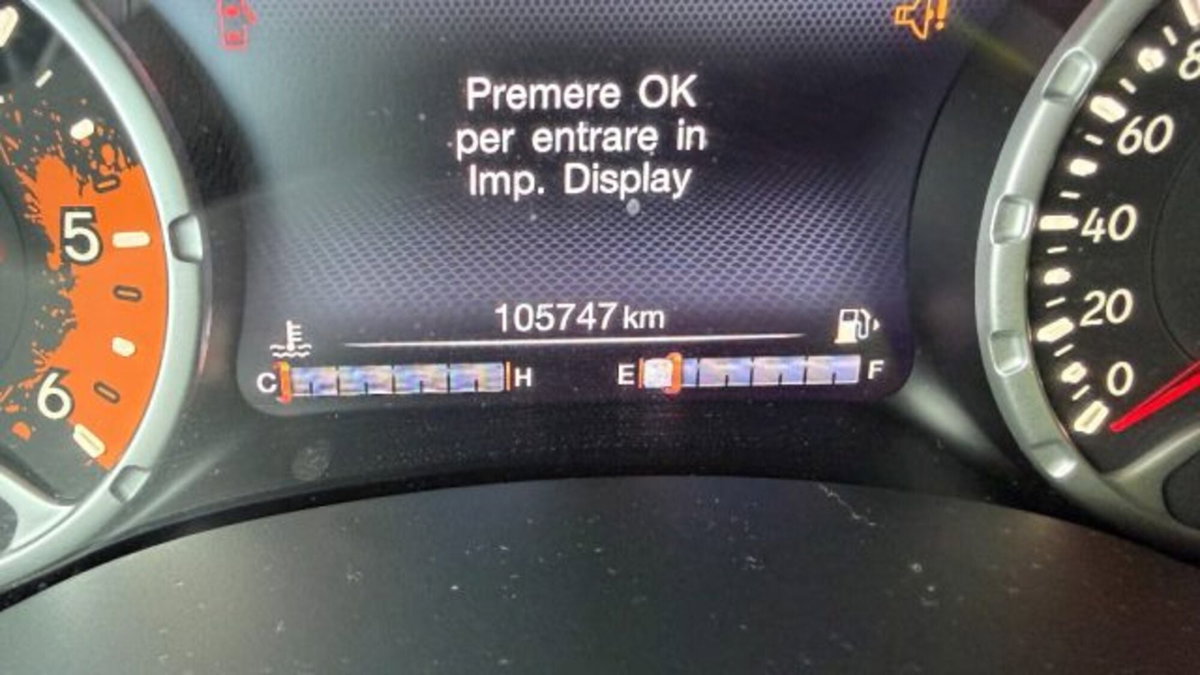 Jeep Renegade 1.6 Mjt 120 CV Limited (7)