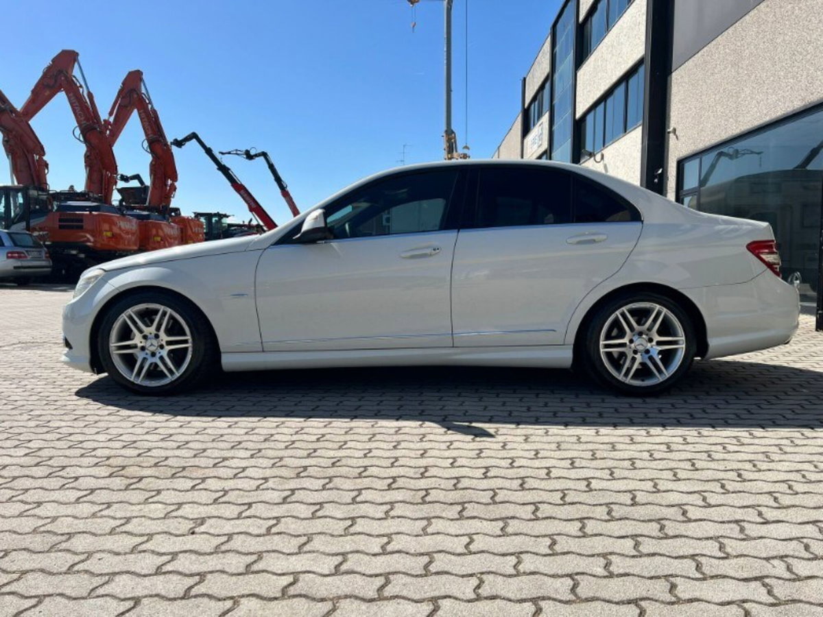 Mercedes-Benz Classe C 320 CDI 4Matic Avantgarde (11)