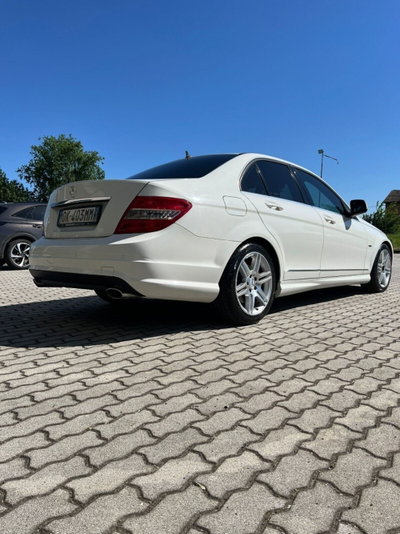 Mercedes-Benz Classe C 320 CDI 4Matic Avantgarde (5)