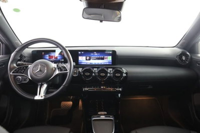 Mercedes-Benz Classe A 180 Automatic Executive (4)