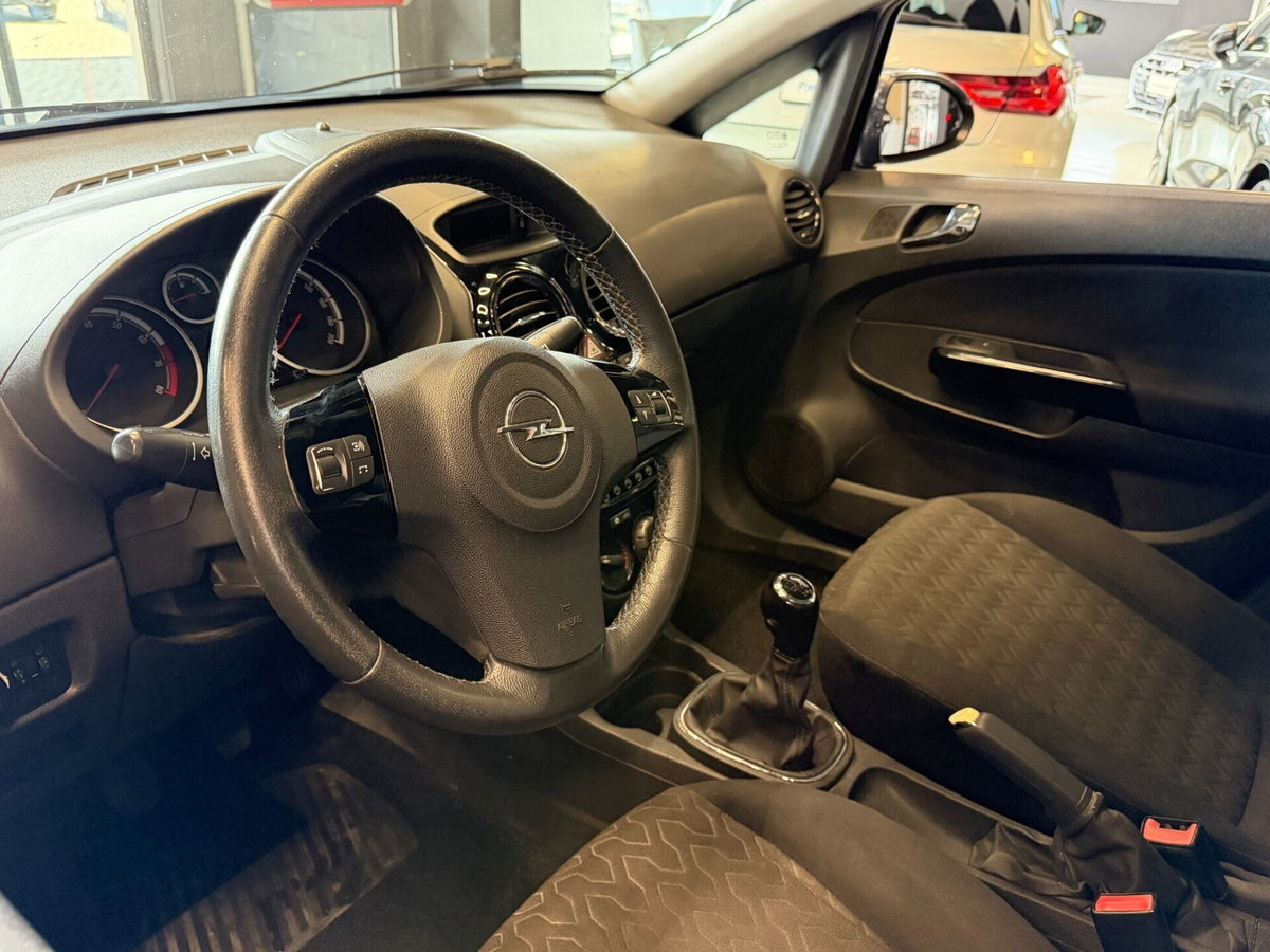 Opel Corsa 1.2 85CV 3 porte GPL-TECH Club (12)