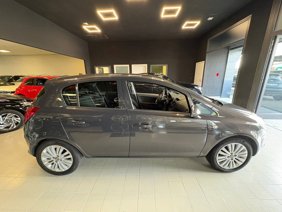 Opel Corsa 1.2 85CV 3 porte GPL-TECH Club (8)