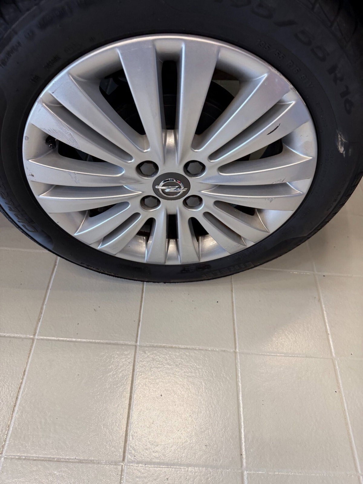 Opel Corsa 1.2 85CV 3 porte GPL-TECH Club (9)