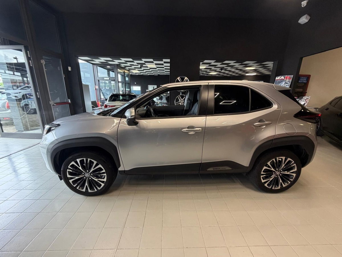 Toyota Yaris Cross 1.5 Hybrid 5p. E-CVT Lounge (4)