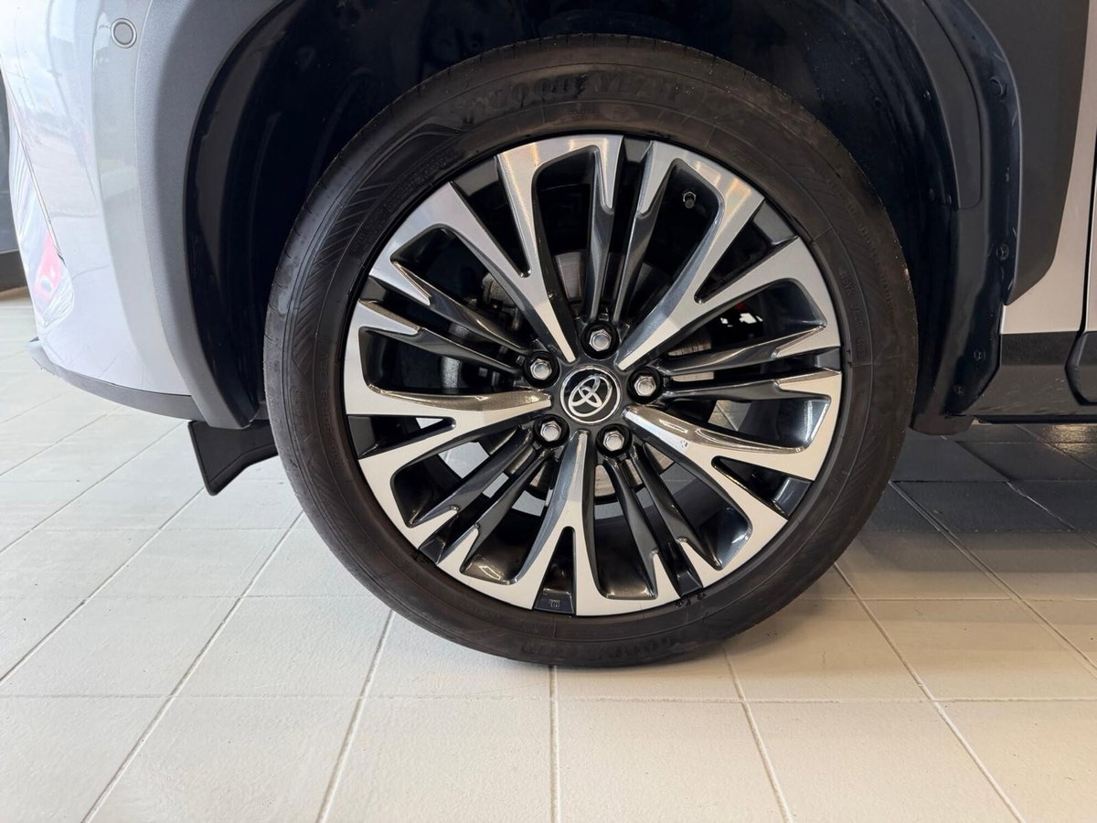 Toyota Yaris Cross 1.5 Hybrid 5p. E-CVT Lounge (9)