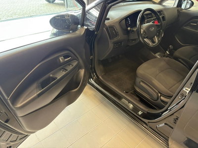 Kia Rio 1.1 CRDi 5p. Cool (8)