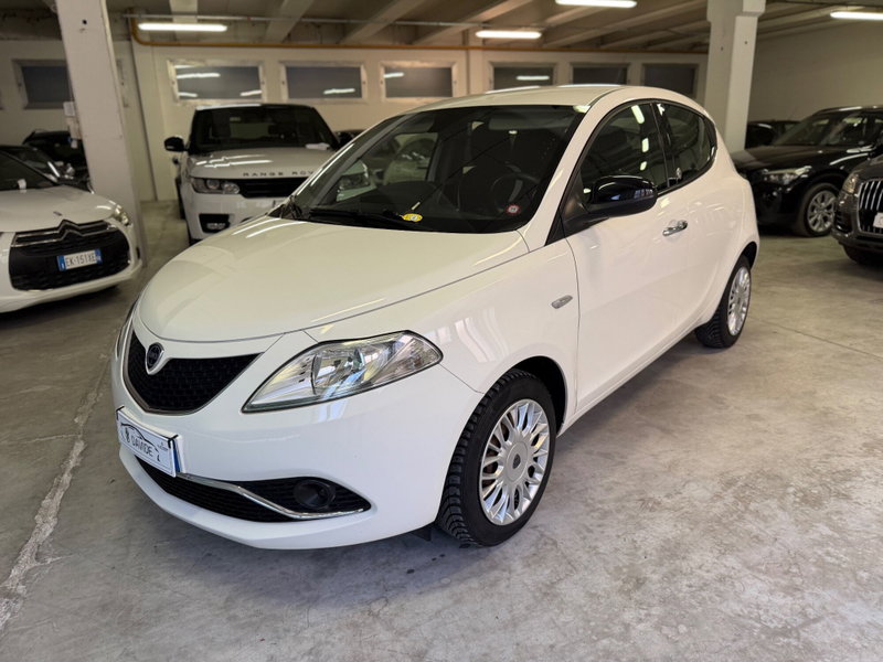 Lancia Ypsilon 1.2 69 CV 5 porte GPL Ecochic Gold