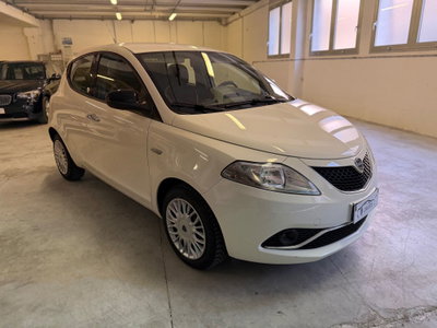 Lancia Ypsilon 1.2 69 CV 5 porte GPL Ecochic Gold (8)
