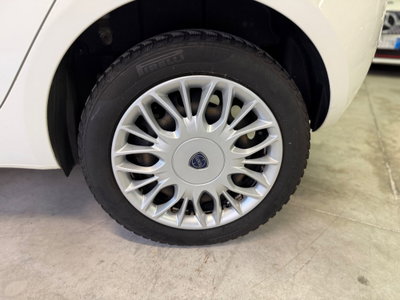 Lancia Ypsilon 1.2 69 CV 5 porte GPL Ecochic Gold (9)