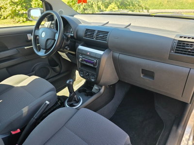 Volkswagen Fox 1.2 (10)
