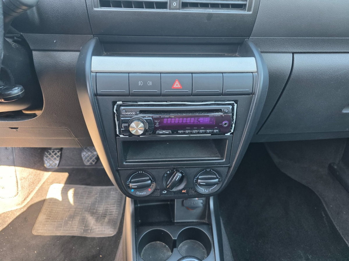 Volkswagen Fox 1.2 (12)