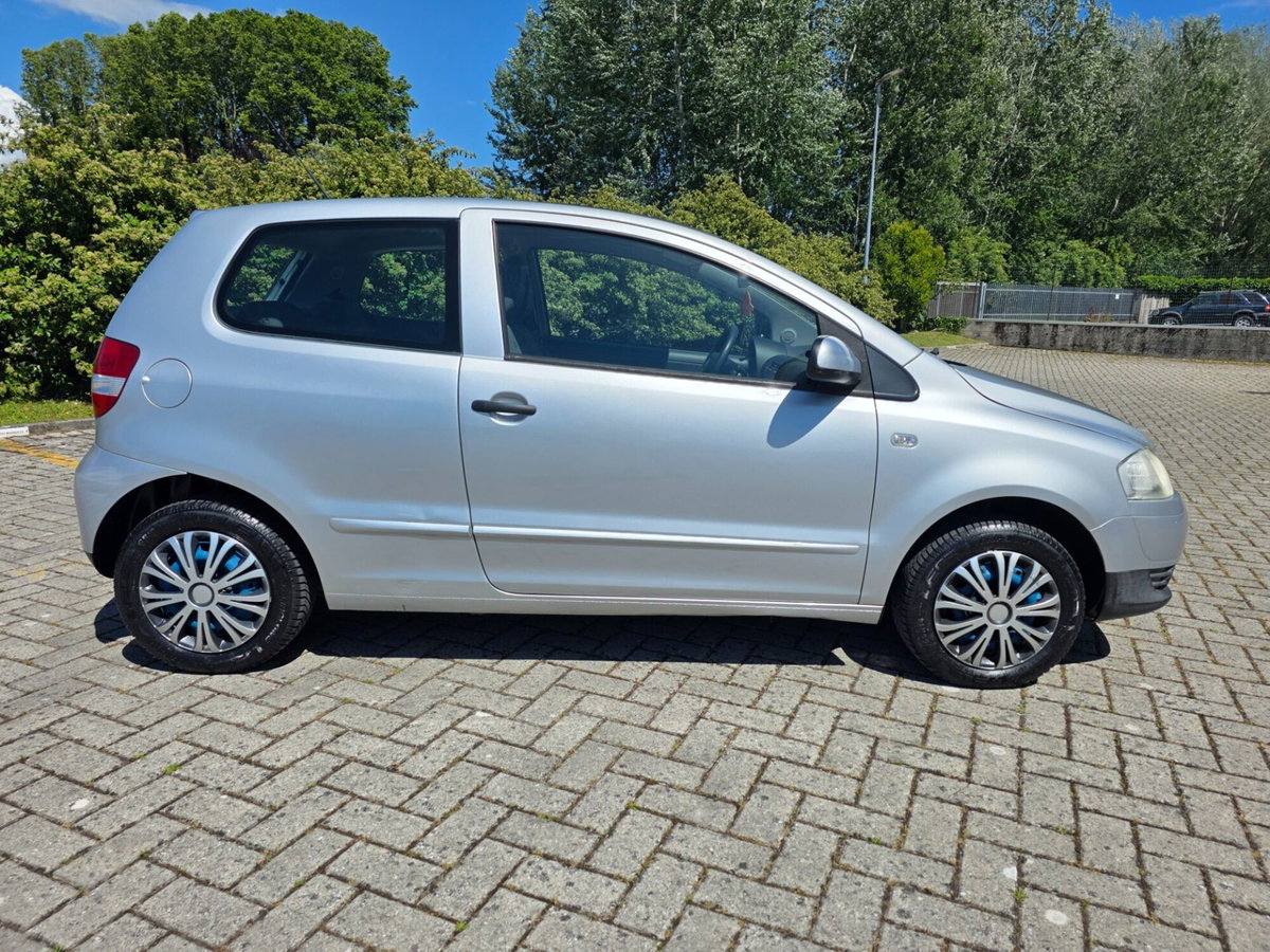 Volkswagen Fox 1.2 (4)