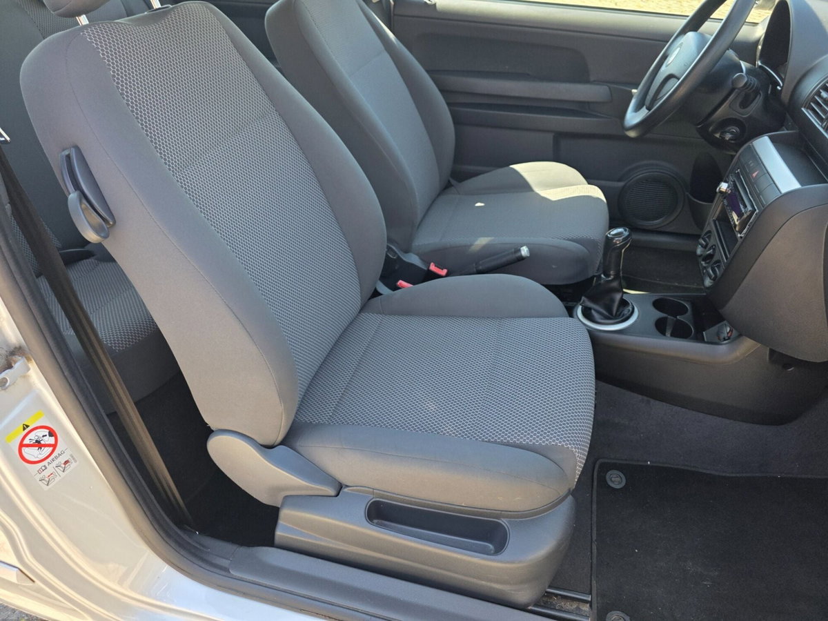 Volkswagen Fox 1.2 (9)