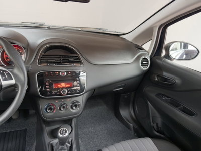 Fiat Punto 1.3 MJT II S&S 95 CV 5 porte Street (13)