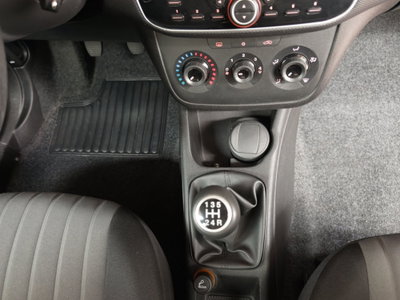 Fiat Punto 1.3 MJT II S&S 95 CV 5 porte Street (14)